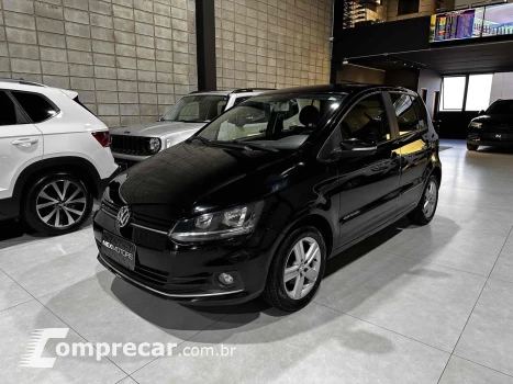 Volkswagen FOX 1.0 MI COMFORTLINE 8V FLEX 4P MANUAL 4 portas