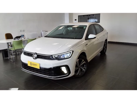 Volkswagen VIRTUS 1.0 200 TSI COMFORTLINE AUTOMÁTICO 4 portas