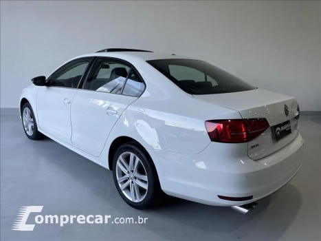 JETTA 2.0 TSI HIGHLINE 211CV GASOLINA 4P TIPTRONIC