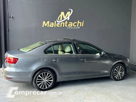 JETTA 2.0 TSI HIGHLINE 211CV GASOLINA 4P TIPTRONIC