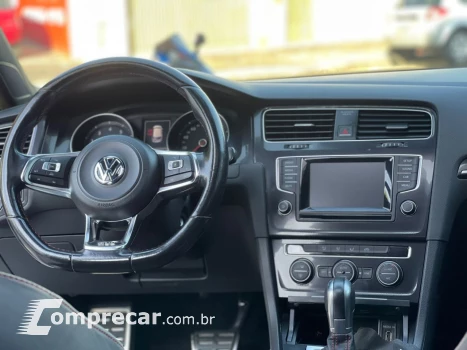 Volkswagen Golf 2.0 GTI TURBO AUTOMÁTICO 4 portas