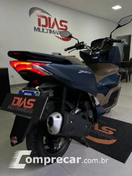 PCX 160 DLX ABS