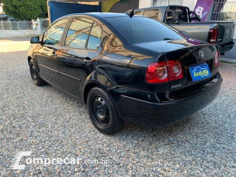 Polo Sedan 1.6 4P FLEX