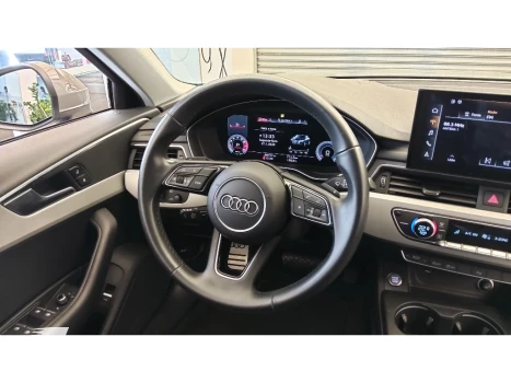 A4 2.0 TFSI Prestige Plus S Tronic