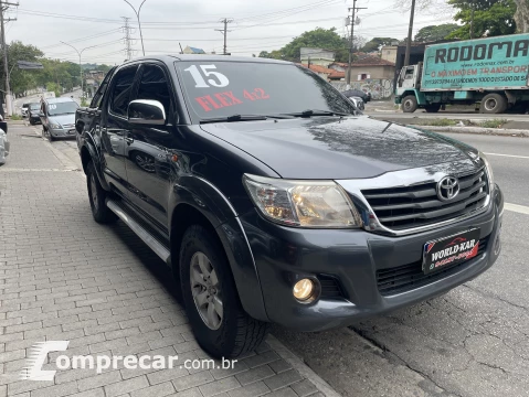 Toyota HILUX 2.7 SR 4X2 CD 16V 4 portas