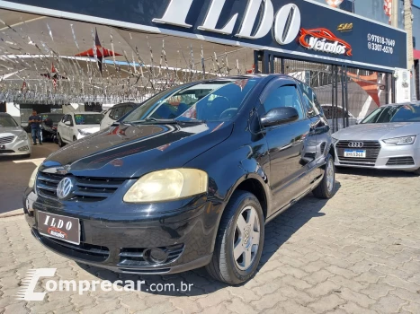 Volkswagen FOX 1.6 MI 8V 4 portas