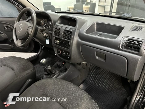 Renault CLIO 1.0 16V 4 portas