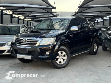 Toyota HILUX 3.0 SRV 4X4 CD 16V Turbo 4 portas