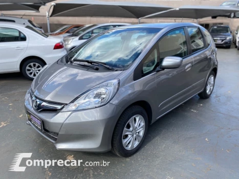 Honda FIT 1.5 LX 16V 4 portas