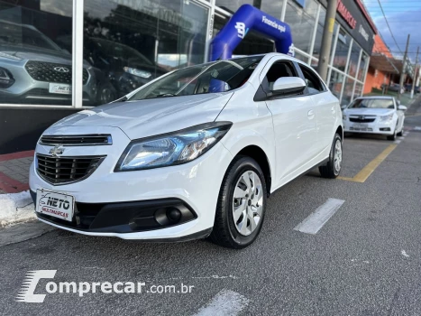 CHEVROLET ONIX HATCH LT 1.4 8V FlexPower 5p Mec. 4 portas