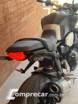 CB 1000r