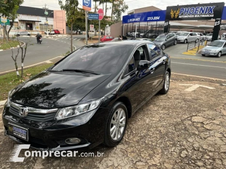 Honda CIVIC 2.0 LXR 16V 4 portas
