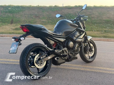 XJ6 N