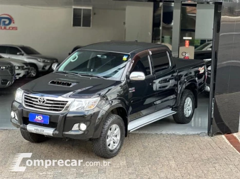Toyota HILUX CD4X4 SRV 4 portas