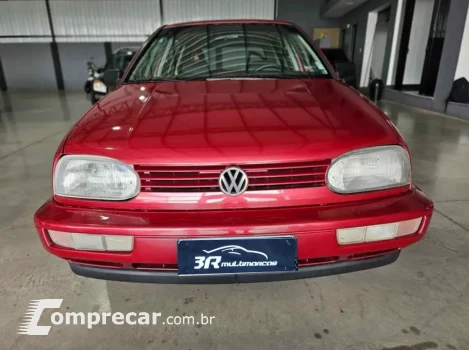 Volkswagen GOLF 1.8 MI GL 8V 4 portas