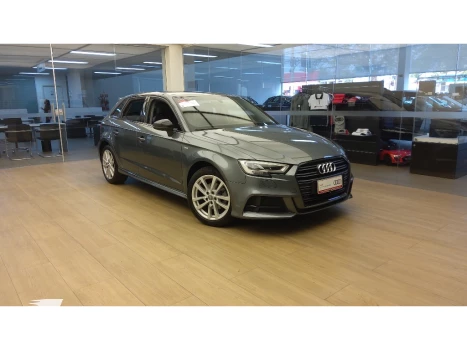 Audi A3 1.4 TFSI Sportback Prestige Plus 5 portas