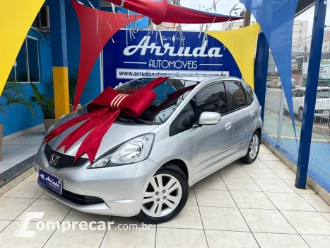 Honda FIT 4 portas