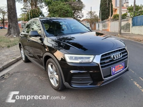 Audi Q3 2.0 TFSI Ambiente Quattro S Tronic 4 portas