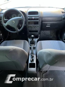 ASTRA 2.0 MPFI Advantage 8V