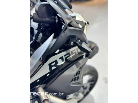 R 1250 GS ADV.PREMIUM TRIPLE BLACK 719