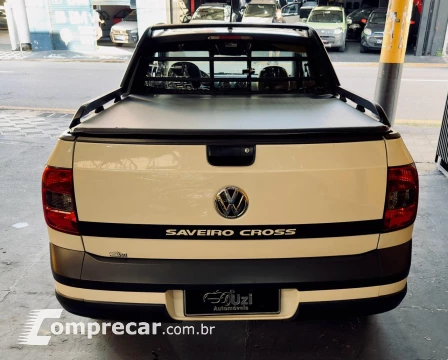 Volkswagen SAVEIRO 1.6 Cross CE 8V 4 portas