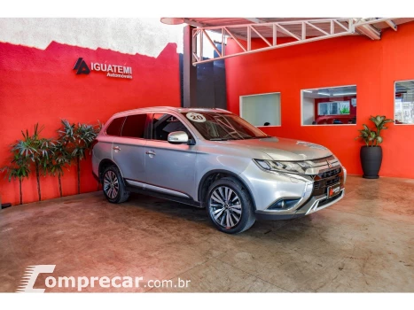 OUTLANDER 2.2 MIVEC DI-D DIESEL HPE-S AWD AUTOMÁTICO