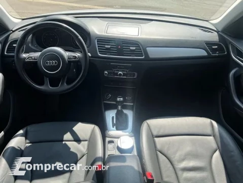Audi Q3 1.4 TFSI Attraction S Tronic 4 portas