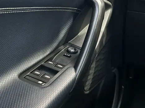 Tracker Premier 1.2 Turbo (Aut) (Flex)