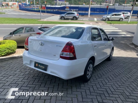 ETIOS X Sedan 1.5 Flex 16V 4p Mec.