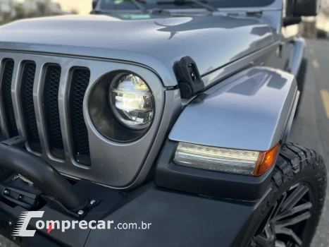 WRANGLER 2.0 TURBO GASOLINA SAHARA 4P 4X4 AT8