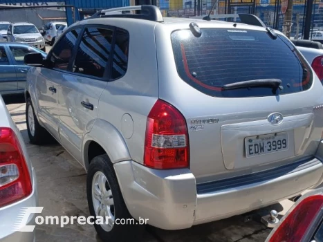 TUCSON - 2.0 MPFI GL 16V 142CV 2WD 4P AUTOMÁTICO