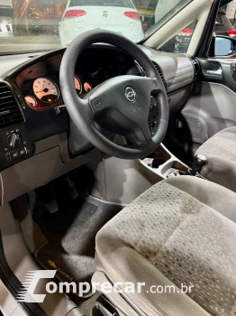 ZAFIRA 2.0 MPFI Elegance 8V