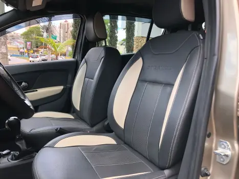 Sandero 1.6 16V SCE FLEX STEPWAY ICONIC X-TRONIC