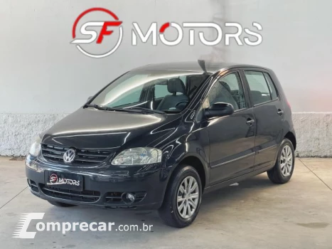 Volkswagen FOX - 1.6 MI 8V 4P MANUAL 4 portas