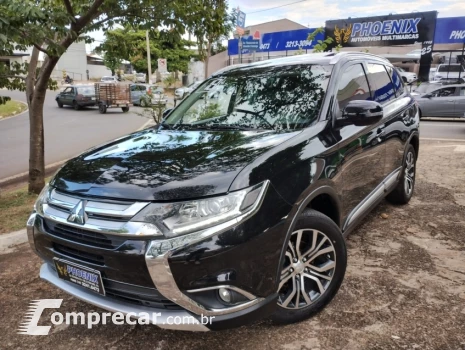 Mitsubishi OUTLANDER 2.0 16V 4 portas