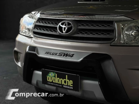 HILUX SW4 3.0 SRV 4X4 7 LUGARES 16V TURBO INTERCOOLER DIESEL