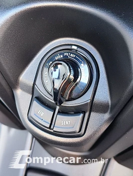 YAMAHA XMAX 250 CONNECTED ABS