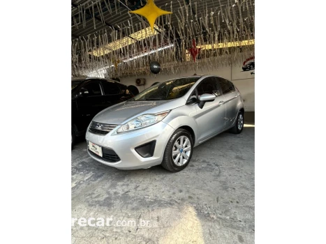 FORD FIESTA 1.6 ROCAM SE 8V FLEX 4P MANUAL 4 portas
