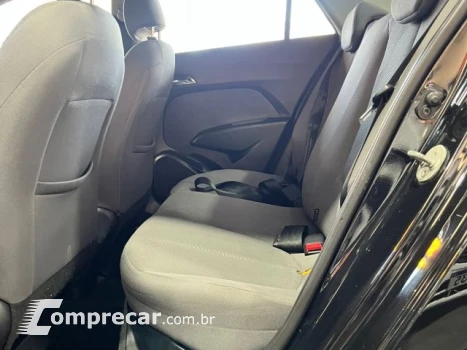 HB20S - 1.6 COMFORT PLUS 16V 4P MANUAL