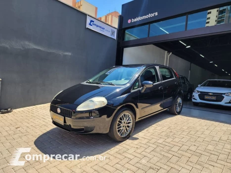 Fiat Punto ATTRACTIVE 1.4 Fire Flex 8V 5p 4 portas