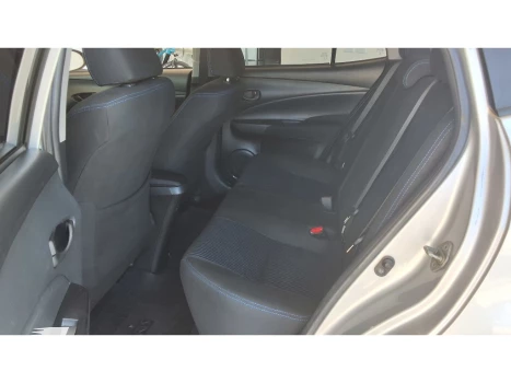 YARIS 1.5 16V FLEX SEDAN XL LIVE MULTIDRIVE