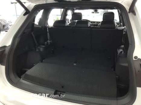 TIGUAN 2.0 300 TSI GASOLINA ALLSPACE R-LINE AUTOMÁTICO