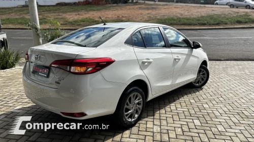 YARIS 1.5 16V Sedan XS