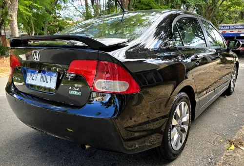CIVIC 1.8 LXL 16V