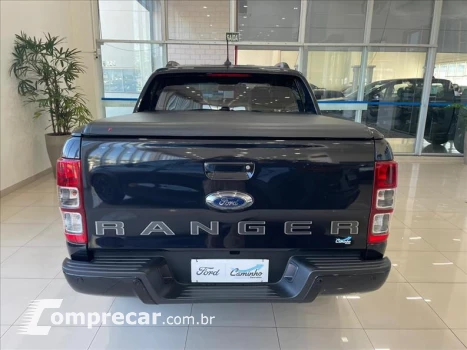 RANGER 2.2 Black 4X2 CD 16V