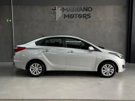 HB20S 1.6 COMFORT PLUS 16V FLEX 4P AUTOMÁTICO