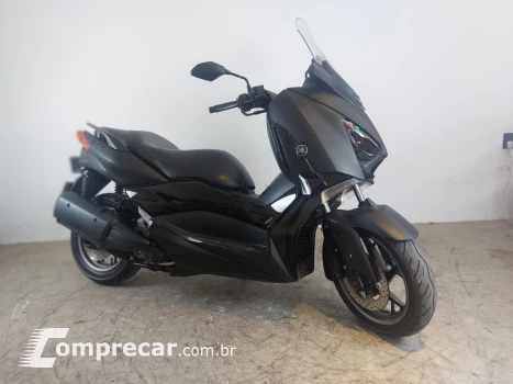 YAMAHA XMAX ABS