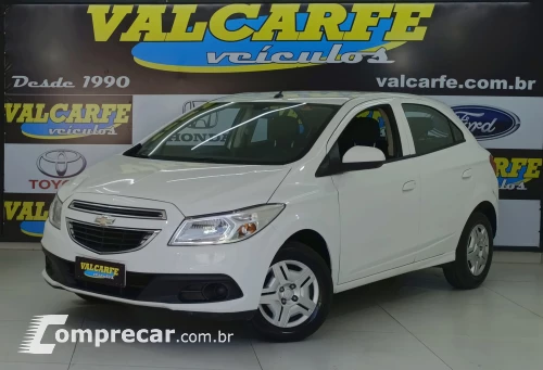 CHEVROLET ONIX 1.0 LT 4 portas