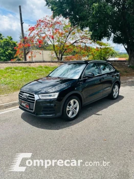 Audi Q3 2.0 TFSI Ambiente Quattro S Tronic 4 portas