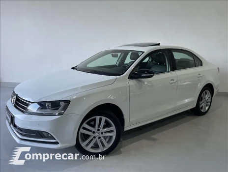 Volkswagen JETTA 2.0 TSI HIGHLINE 211CV GASOLINA 4P TIPTRONIC 4 portas